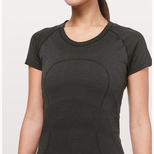 Lululemon swiftly tech short sleeve